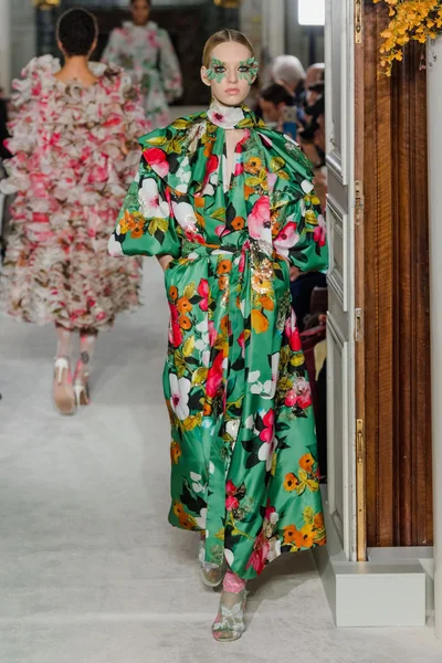 Look 37